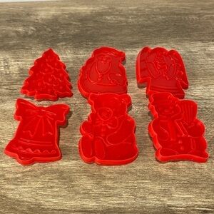 Holiday cookie cutters